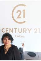 CENTURY 21 Lakes